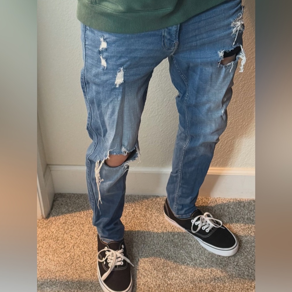 Hollister Men's Distressed Blue Skinny Jeans